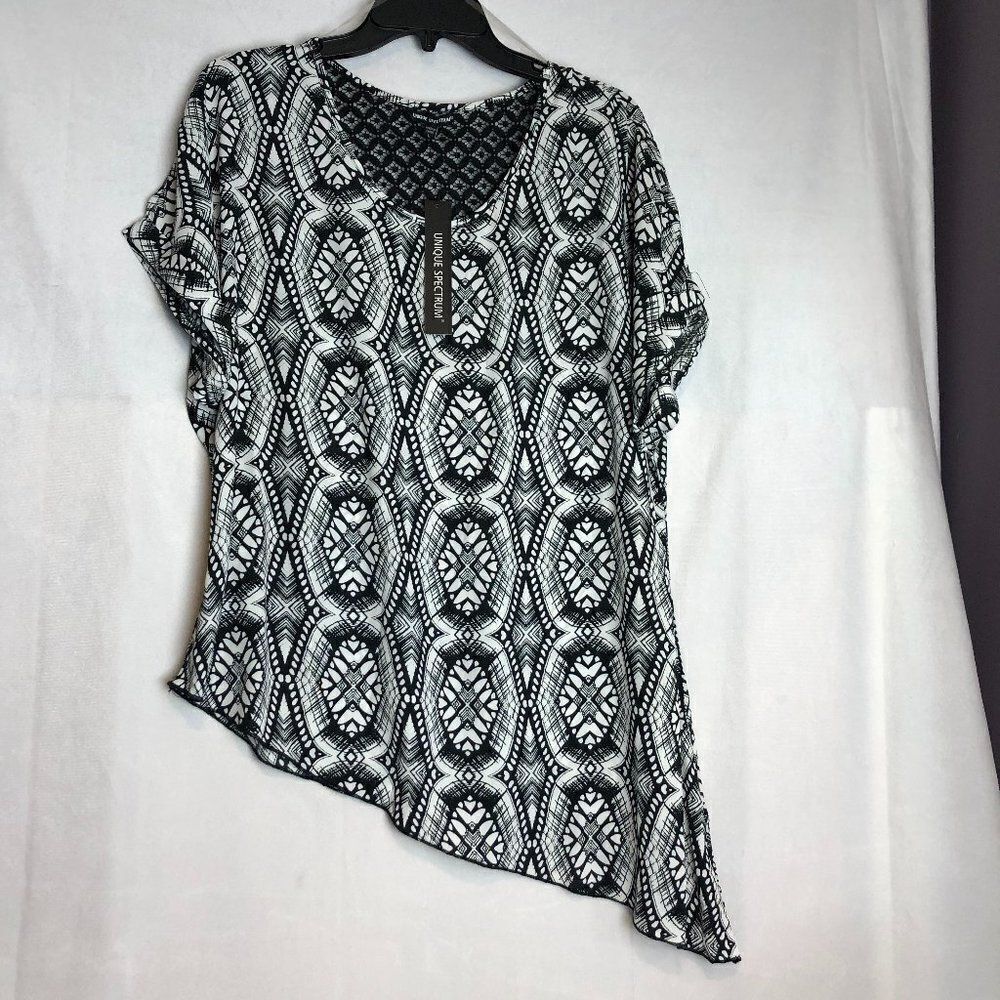 Unique Spectrum Women's Size L Boho Asymectrical Blouse Pullover. HS